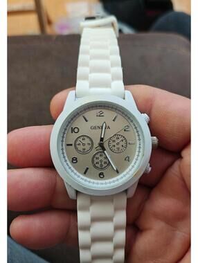 Geneva Beige Dial White Rim Silicone Band Women's Quartz Watch